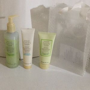 Mary Kay Satin Hands Pampering Set (NEW)